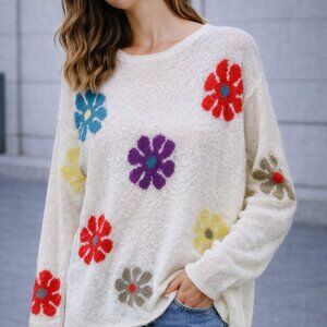 Boho Floral Knit Sweater • White Oversized Flower Print • Size S Runs Big